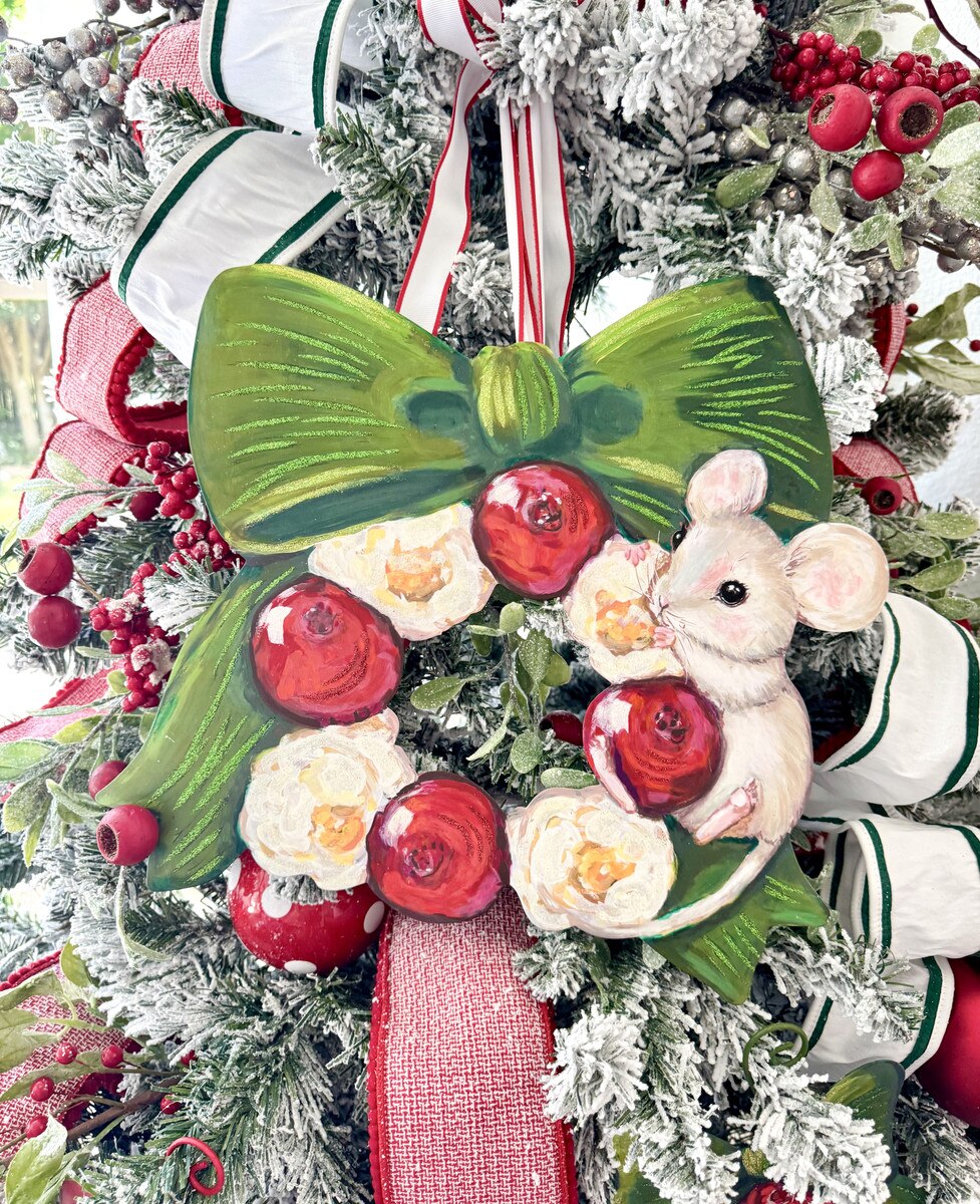 Elegant Mouse & Popcorn Wreath