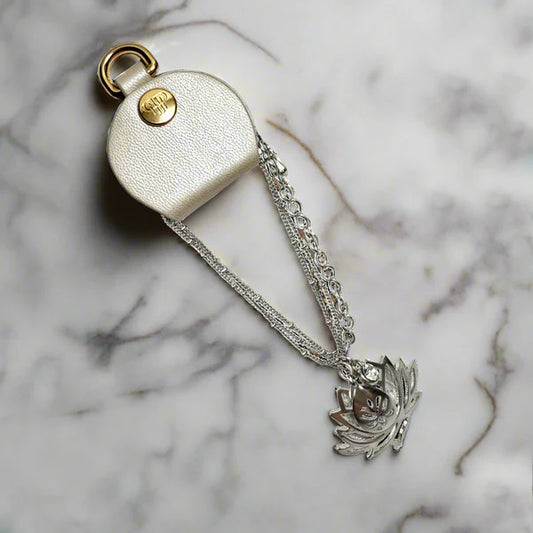 Necklace Holder - Pearl