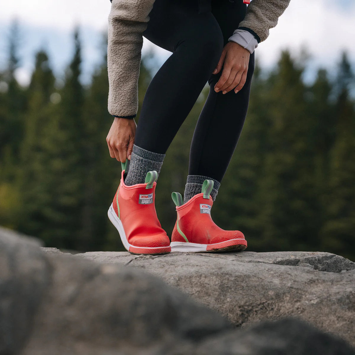 Women's Ankle Deck Boot Sport - Coral