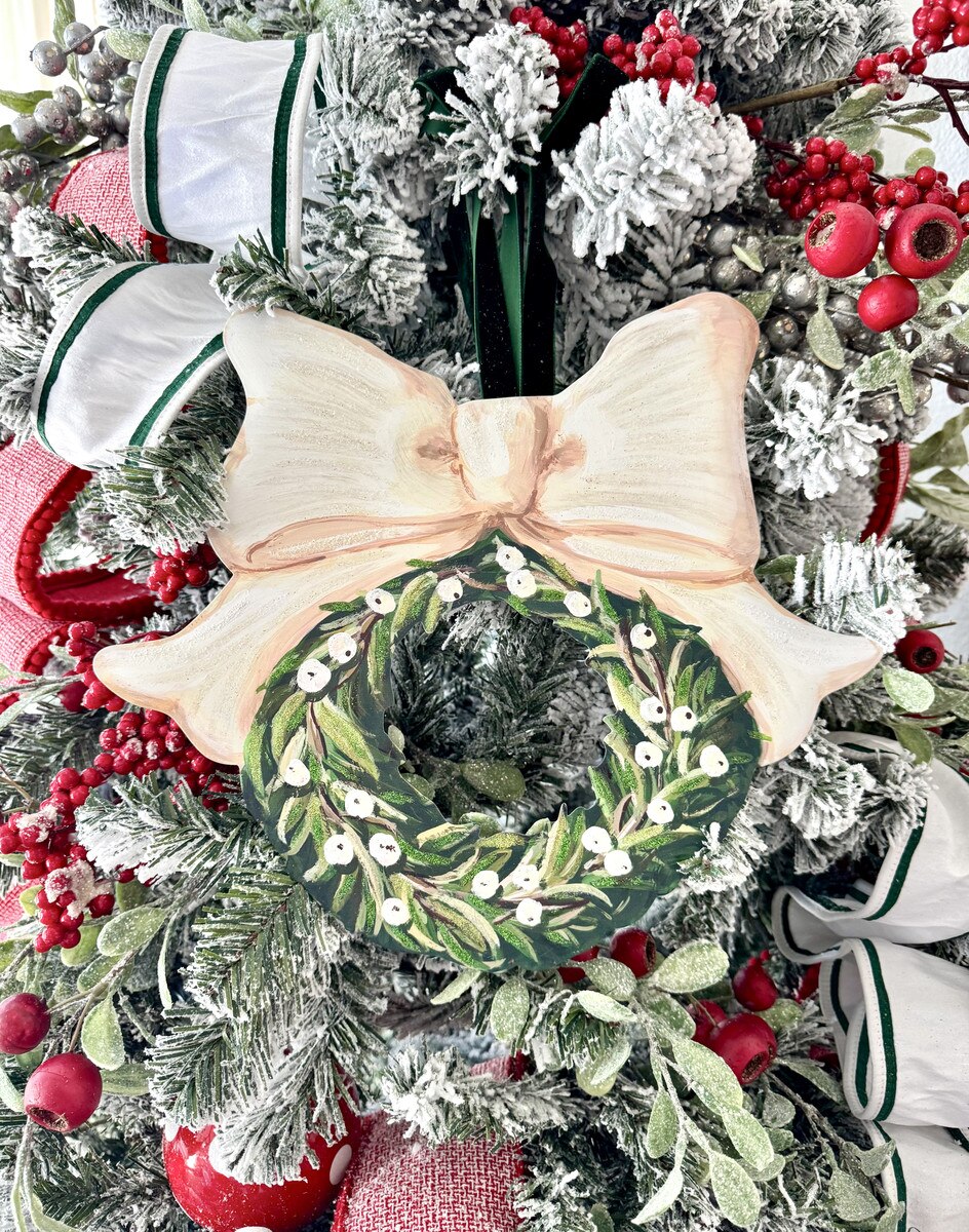 Elegant White Berry Wreath