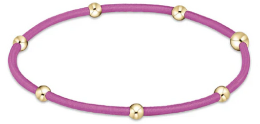 "e"ssentials - Fushia