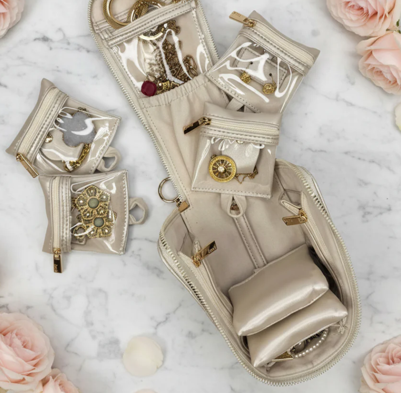 Train Jewelry Case - Pearl Quilted