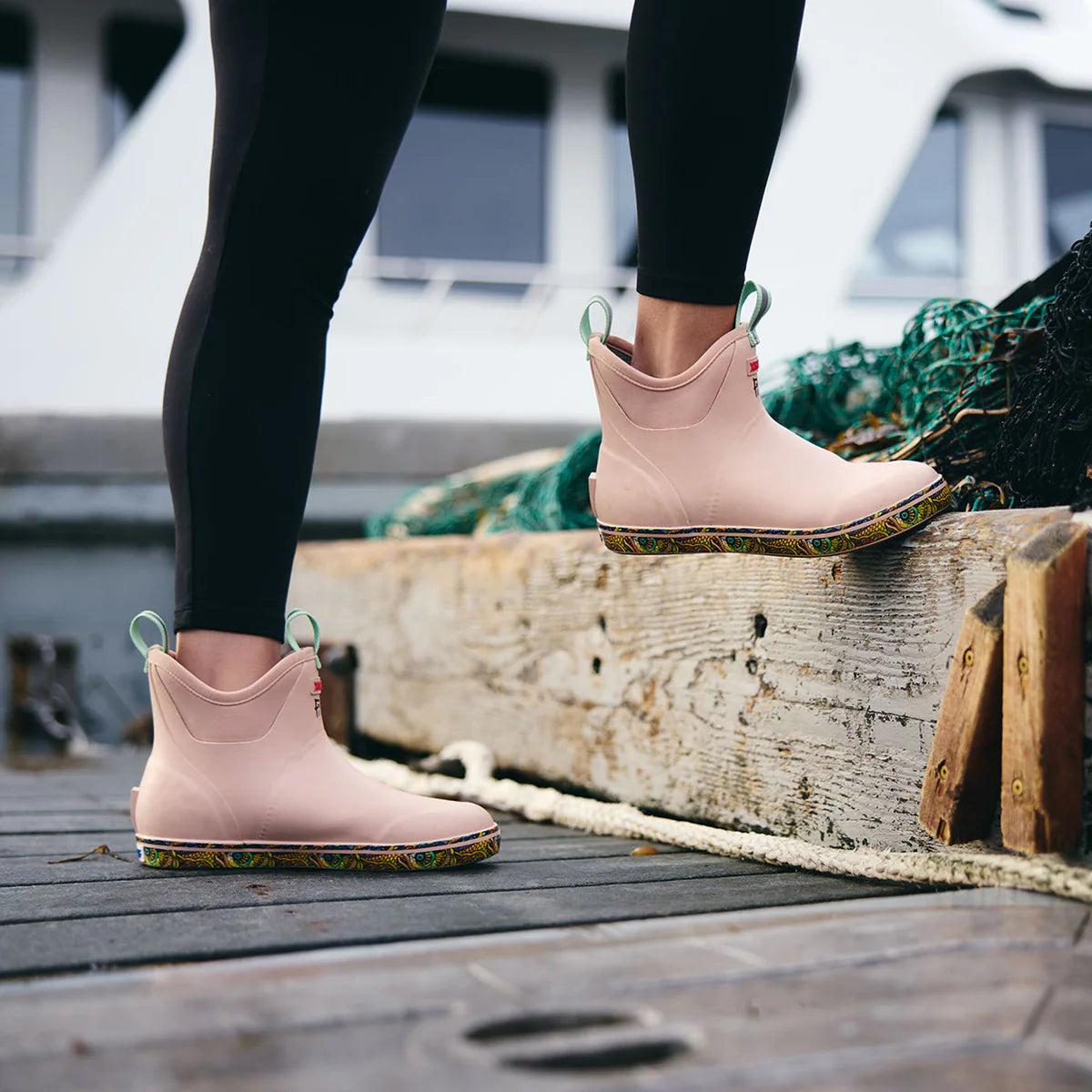 Women's Ankle Deck Boots - Cameo Rose / Fishe Tarpon