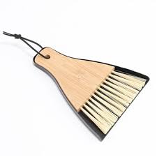 Bamboo Gap Brush with Metal Dustpan