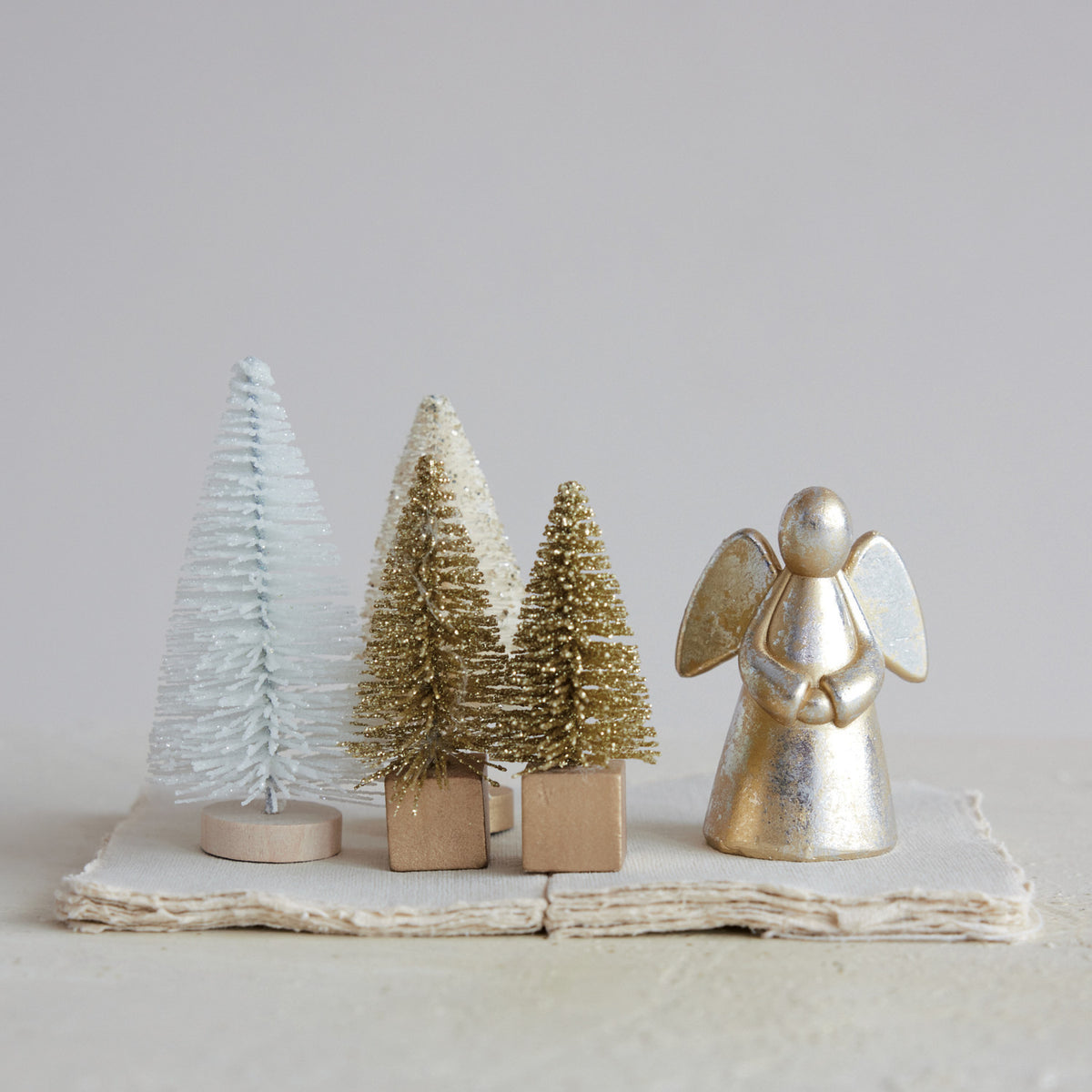 Resin Angel, Gold Finish